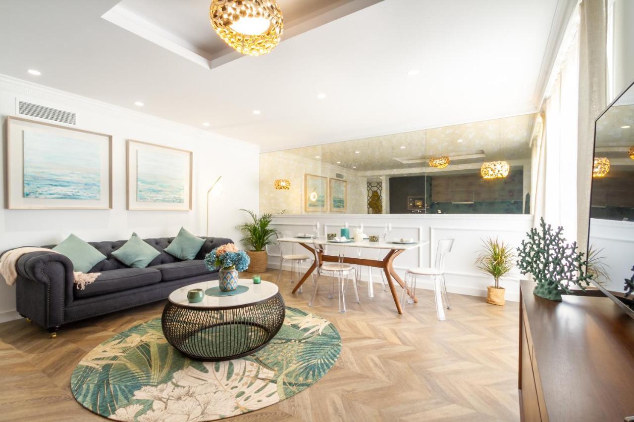 Marbella Banus Suites - Lily Playas Del Duque Banus Beach Apartment Экстерьер фото